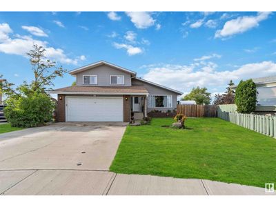 5524 50 St, House other with 3 bedrooms, 3 bathrooms and null parking in Gibbons AB | Image 2