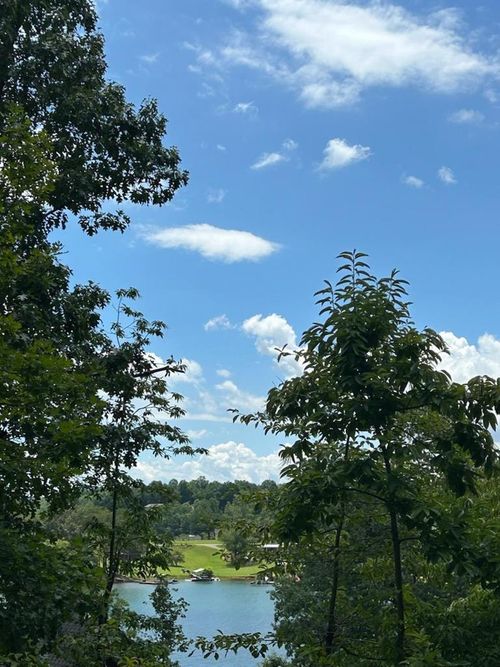 PR 7 Walker Point Ln, Hayesville, NC, 28904-4303 | Card Image