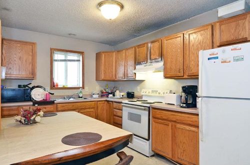 1030 Knox Avenue N, Minneapolis, MN, 55411 | Card Image