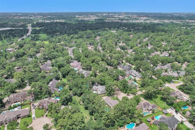 9311 Windrush Dr, House other with 4 bedrooms, 4 bathrooms and 2 parking in Spring TX | Image 49