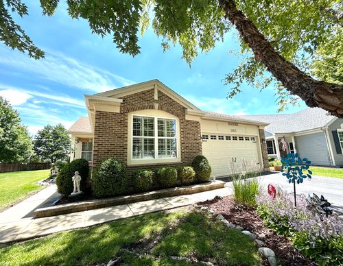 21105 Silver Moon Lake Way, Crest Hill, IL, 60403-0775 | Card Image