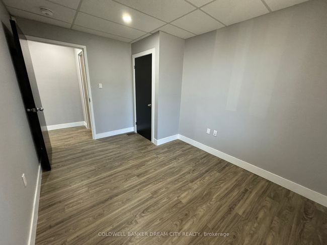 93 Main St, House other with 5 bedrooms, 5 bathrooms and 6 parking in Highgate ON | Image 14