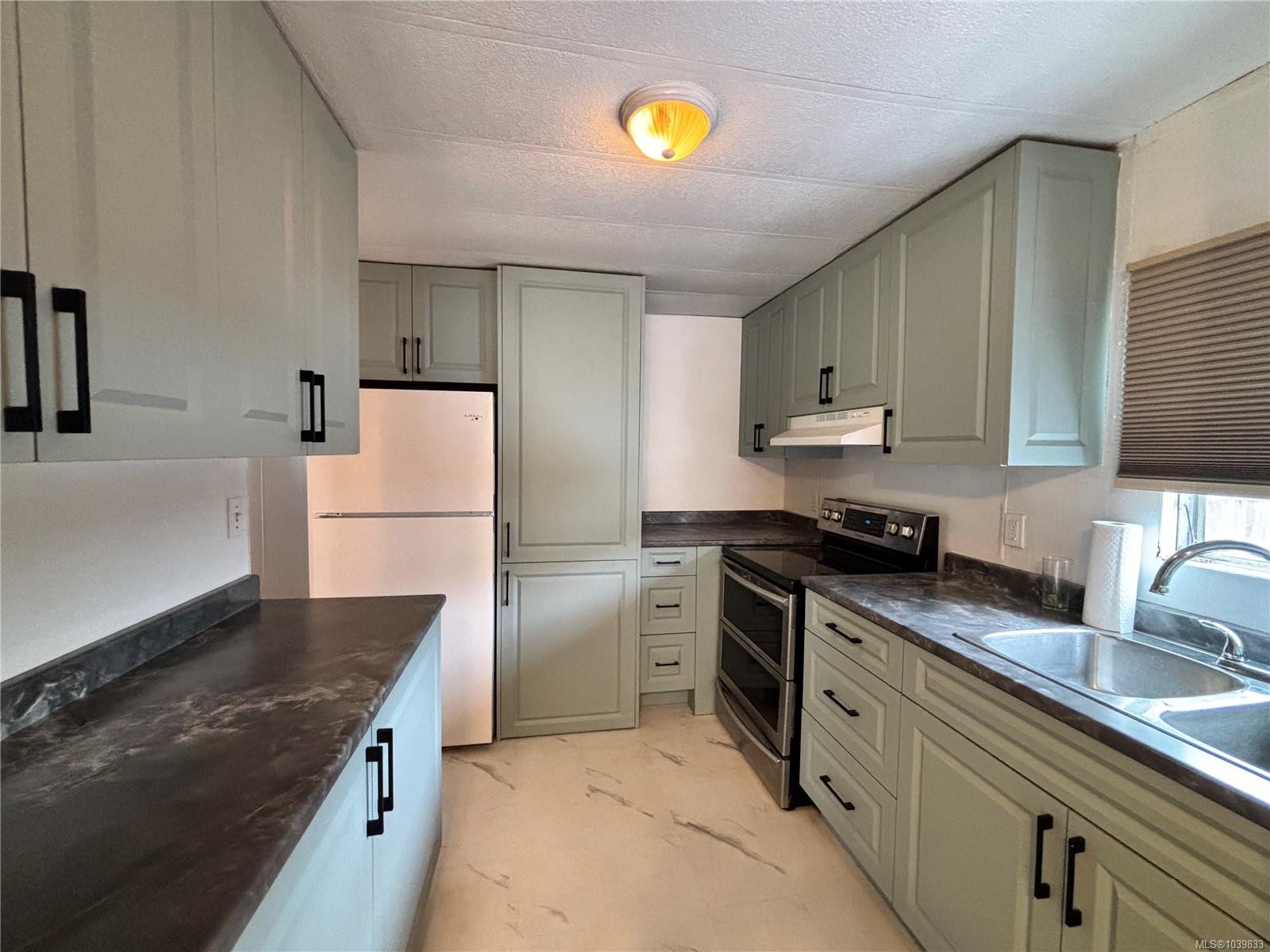 Residential in Gold River 2