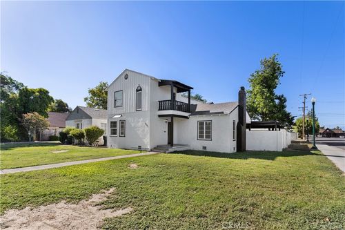 2131 1st, Bakersfield, CA, 93304 | Card Image