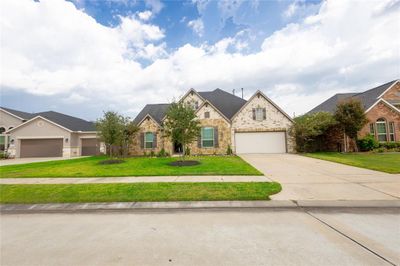 1611 Carriage Oaks Lane, House other with 4 bedrooms, 3 bathrooms and null parking in Katy TX | Image 1