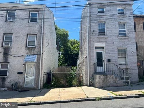 120 E Marshall St, NORRISTOWN, PA, 19401-4929 | Card Image
