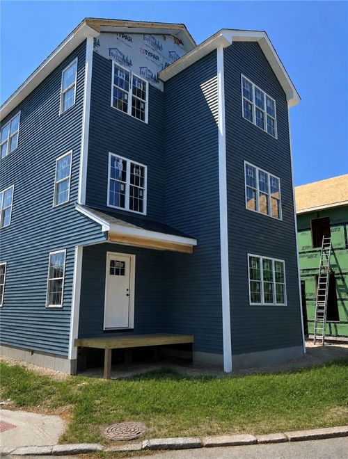 84 Coggeshall Street, Providence, RI, 02904 | Card Image