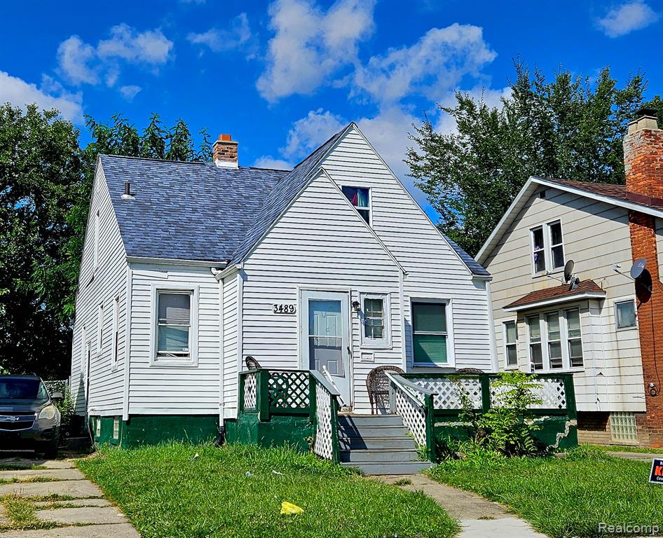 Algonquin St, Detroit, MI 48215