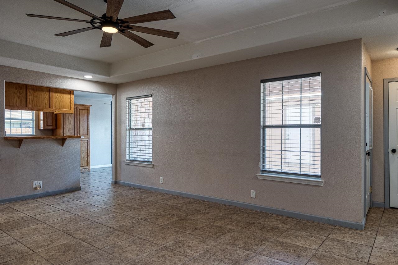 Residential in Del Rio 4