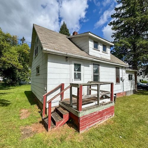 919 N Alvey St, Bruce, WI, 54819-9638 | Card Image