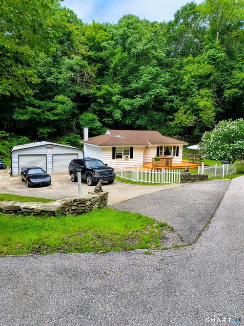 59 Hinckley St, Norwich, CT, 06360-6302 | Card Image