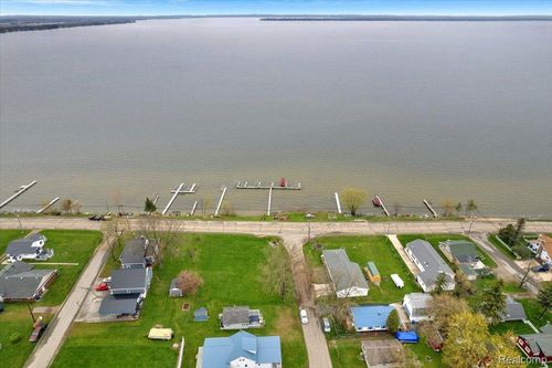 Lot 98 & 99 Heightsview Drive, Roscommon Township, MI, 48629 | Card Image