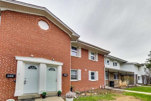 24-286 Westcourt Pl, Waterloo, ON, N2L2R7 | Card Image