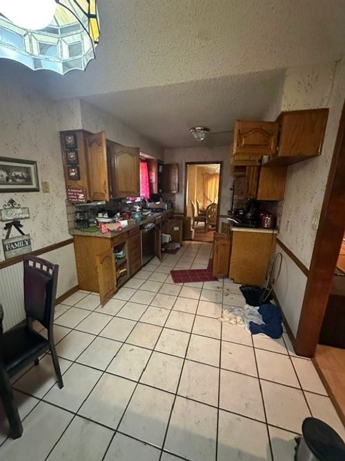 545 Renee Ln, Desoto, TX, 75115-5153 | Card Image