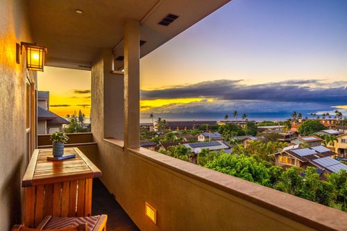 f40-3710 Lower Honoapiilani Rd, Lahaina, HI, 96761 | Card Image