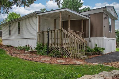 209 Evergreen Village Road, Platteville, WI, 53818 | Card Image