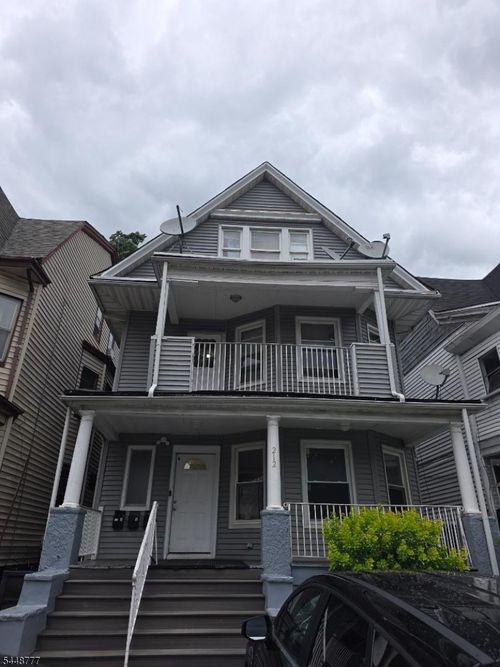 212 Park Ave, East Orange, NJ, 07017-4406 | Card Image