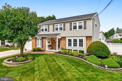 209 Mcintosh Rd, CHERRY HILL, NJ, 08003-3711 | Card Image