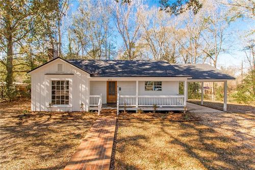 803 N Border Dr, Bogalusa, LA, 70427-3353 | Card Image