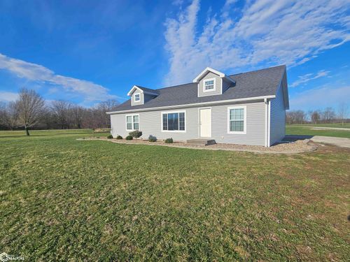 2825 New London Rd, New London, IA, 52645-9135 | Card Image