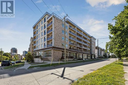 f115-275 Larch St, Waterloo, ON, N2L3R2 | Card Image
