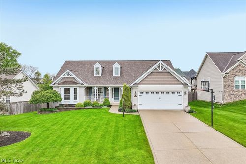 4247 Shalbey Trl, Brunswick, OH, 44212-4090 | Card Image
