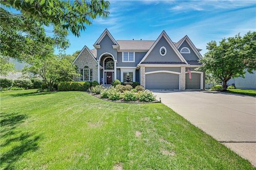 5013 W 150th St, Leawood, KS, 66224-3405 | Card Image