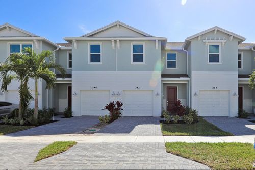 242 Se Woodbark St, Port St Lucie, FL, 34984-6695 | Card Image