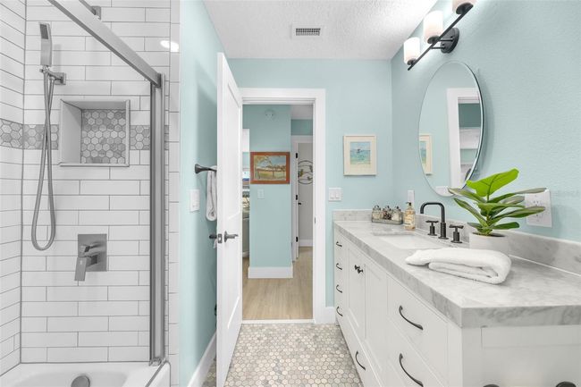 1015 Spindle Palm Way, House other with 3 bedrooms, 2 bathrooms and null parking in APOLLO BEACH FL | Image 51