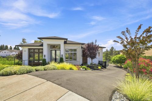 3735 Woodbourne Place, Santa Rosa, CA, 95403 | Card Image
