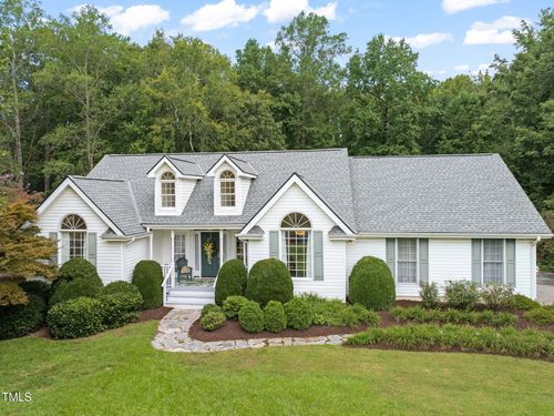 440 Berry Hill Dr, Clarksville, VA, 23927-4302 | Card Image