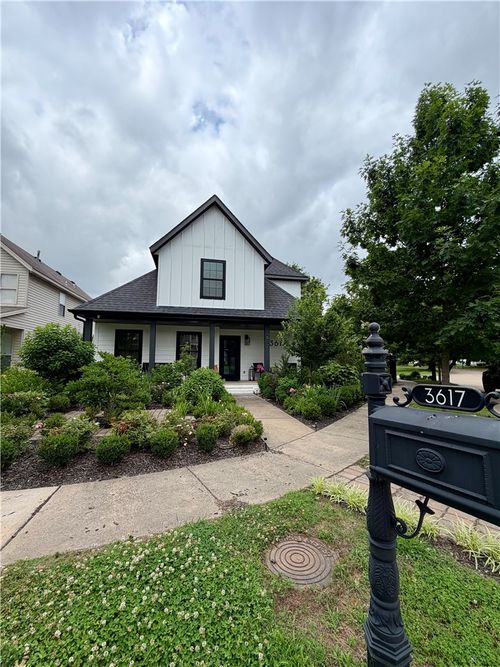 3617 N Tower Cir, Fayetteville, AR, 72704-6098 | Card Image