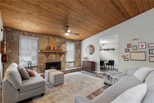 810 Bonnie Glen Dr Se, Marietta, GA, 30067-7159 | Card Image