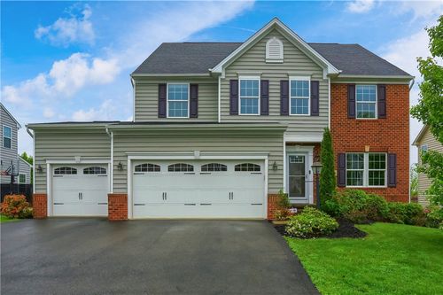 305 Ranchero Dr, Moon Township, PA, 15108-9645 | Card Image