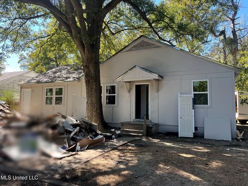 1513 Ronald Ct, Clarksdale, MS, 38614-3111 | Card Image