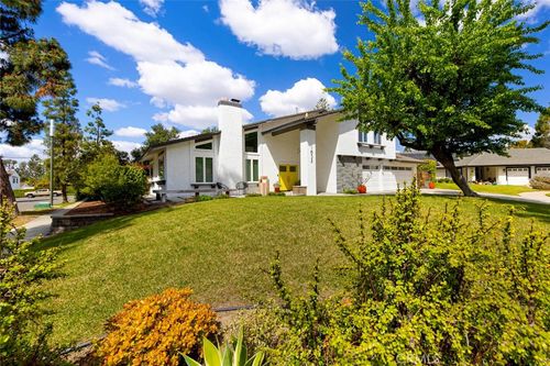 1652 N Pala Pl, Orange, CA, 92867-3258 | Card Image