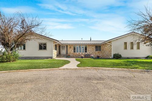 9898 N 35th W, Idaho Falls, ID, 83402-5228 | Card Image