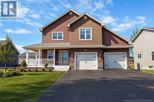 124 Larochelle St, Dieppe, NB, E1A8Y5 | Card Image