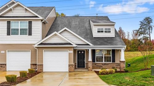 200 Berryfield Dr, Greensboro, NC, 27410-9980 | Card Image