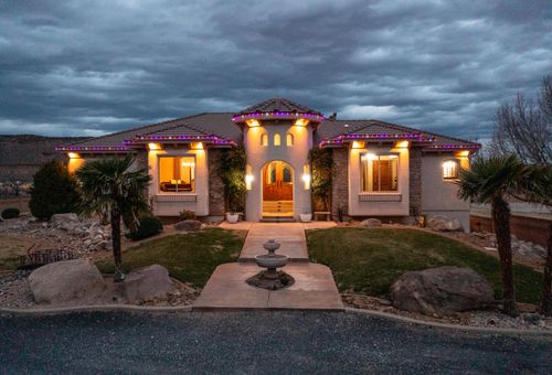 2911 E Washington Dam Rd, Washington, UT, 84780-8160 | Card Image