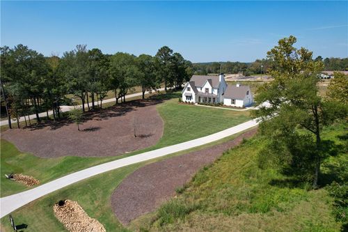 4004 Blackberry Ln, AUBURN, AL, 36830-8332 | Card Image