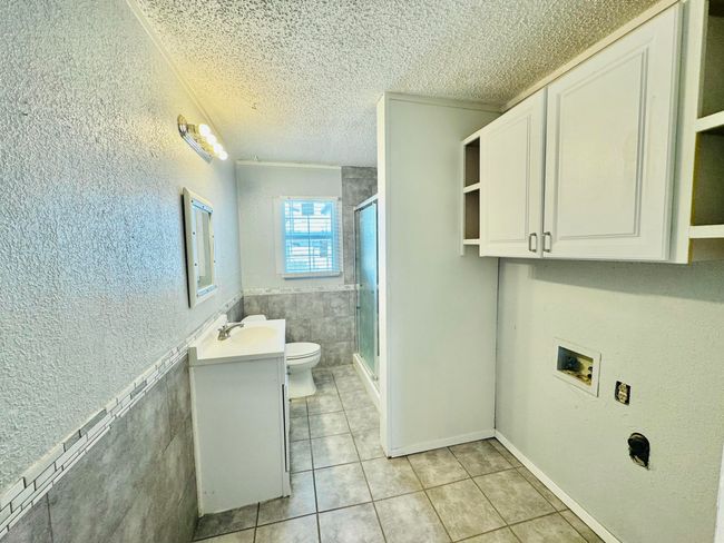 108 W 2 Nd St, House other with 3 bedrooms, 2 bathrooms and null parking in Hale Center TX | Image 12