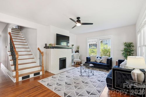 209 Grandin Rd, Charlotte, NC, 28208-4408 | Card Image