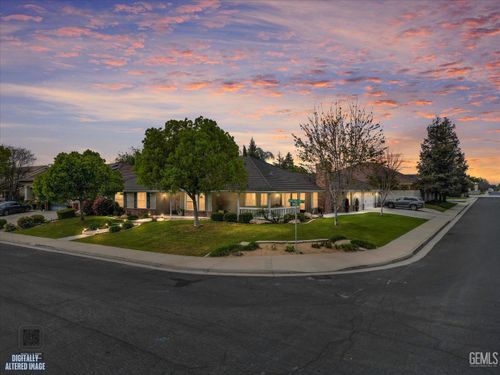 11500 Darlington Ave, Bakersfield, CA, 93312 | Card Image