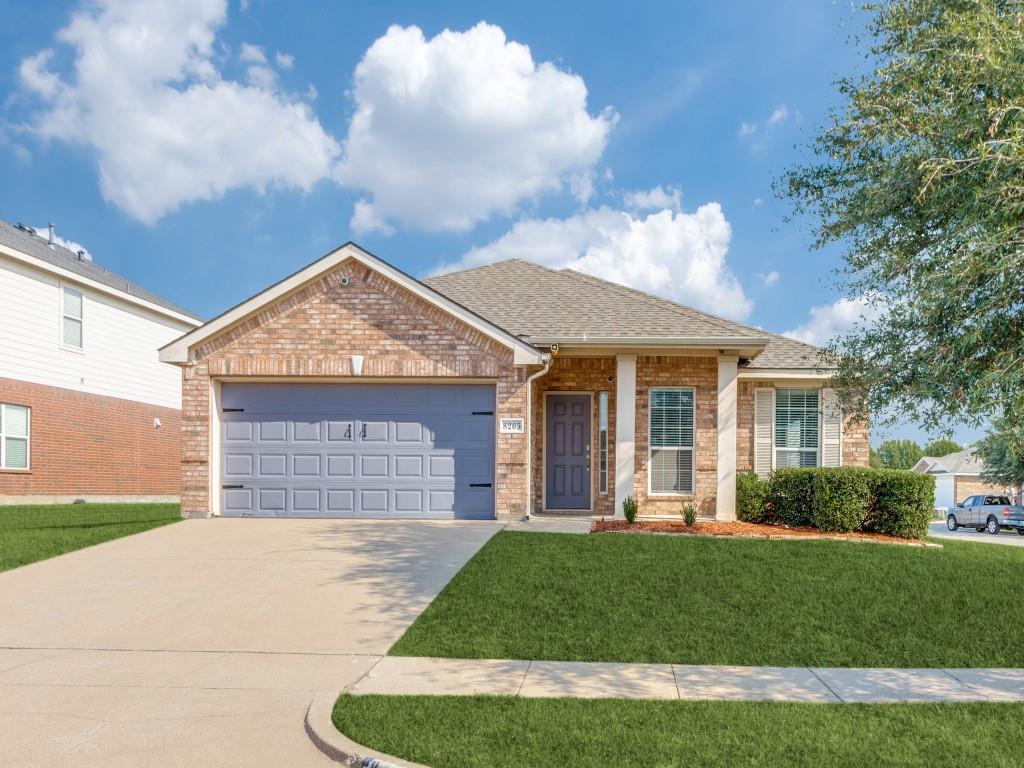LA Frontera Trl, Arlington, TX 76002