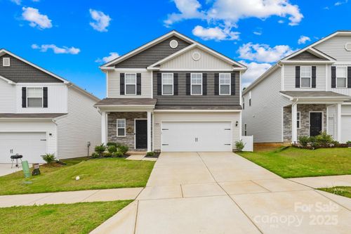 5204 Belstone Ln, Charlotte, NC, 28215-0411 | Card Image
