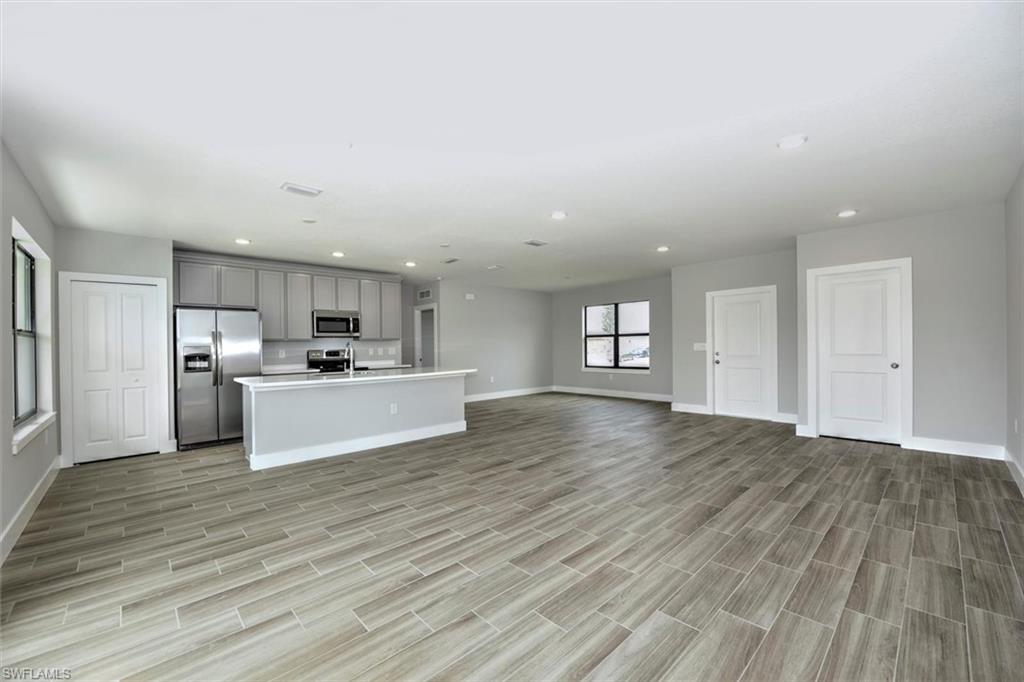 Residential in CAPE CORAL 3