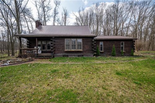 17917 Ellsworth Rd, Lake Milton, OH, 44429-9512 | Card Image