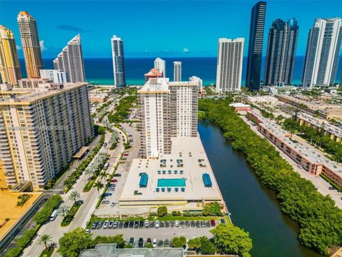 612-230 174th St, Sunny Isles Beach, FL, 33160-3326 | Card Image