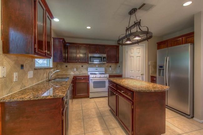 3514 Ruby Red Dr, House other with 4 bedrooms, 3 bathrooms and 4 parking in Austin TX | Image 6